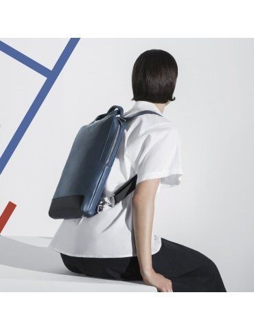 Borsa Moleskine Classic Leather Vertical Device Nero in Offerta