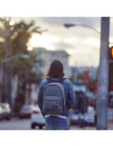 Zaino Eastpak Out Of Office Sunday Grey