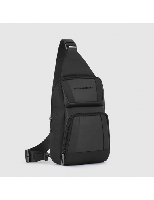 Monospalla Piquadro In Tessuto Riciclato Nero